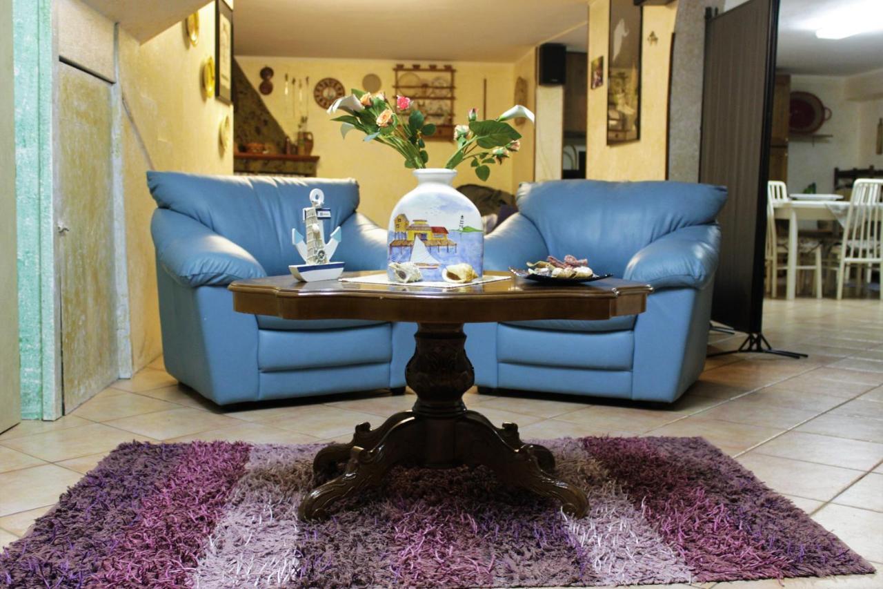 Appartamento Sa Domu Frisca Domusnovas Esterno foto